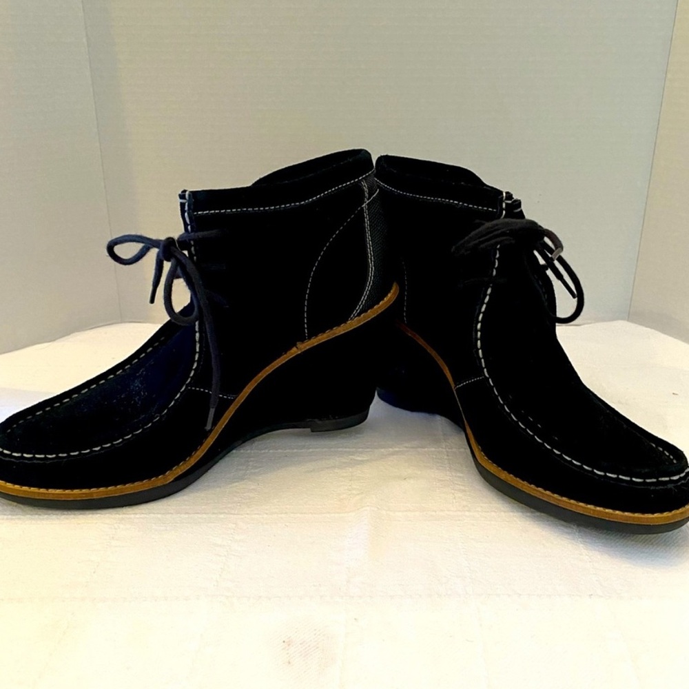 Hush Puppies Black Wedge Shoes with Tan Accents